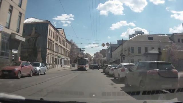 На знаки приоритета надо смотреть! смотреть онлайн