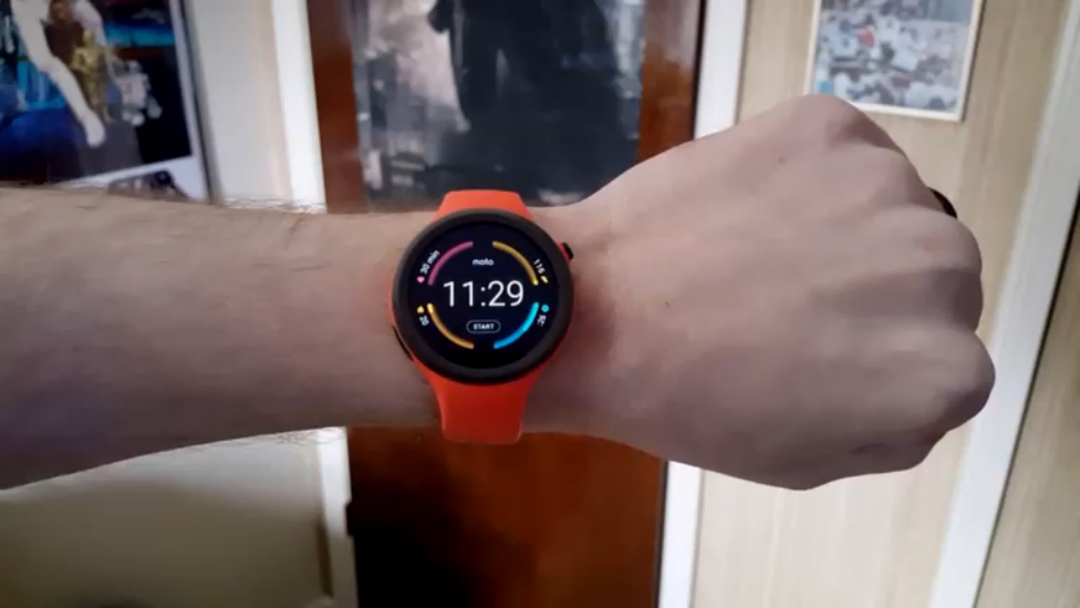 В Android Wear появилась поддержка новых жестов смотреть онлайн