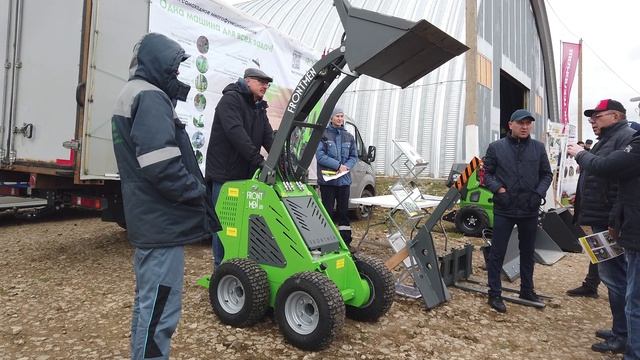 Мини-погрузчик Frontmen. Сельскохозяйственная выставка - Мензелинский район смотреть онлайн