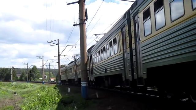 ЭТ2М-079 прибытие на о.п Новоталица смотреть онлайн