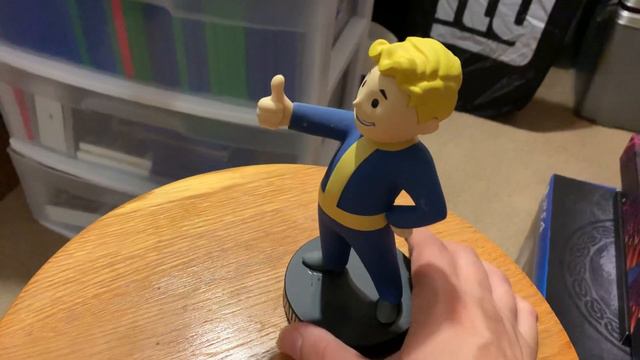 Gotta Collect Em All (Statues, Figures, Funko Pops) Ep 12 - Fallout Vault Boy смотреть онлайн