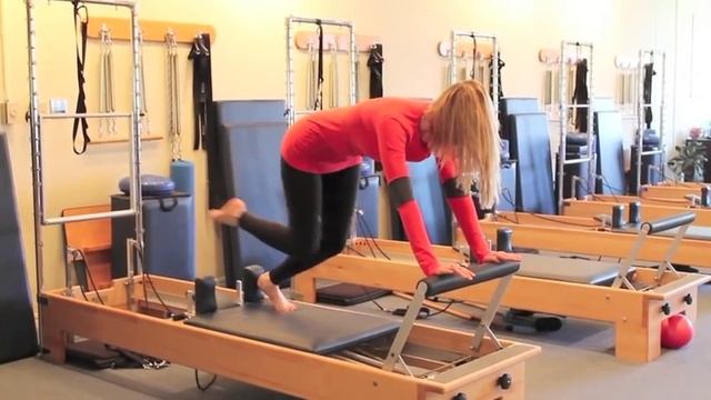 Pilates Movements - Focus on the Abdominals смотреть онлайн
