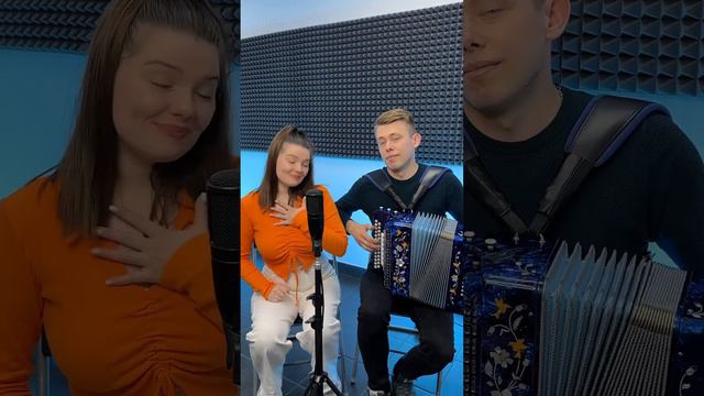 Ой, как ты мне нравишься😍 #соловушка #живойзвук #народнаяпесня #гармонь #музыка #песня смотреть онлайн