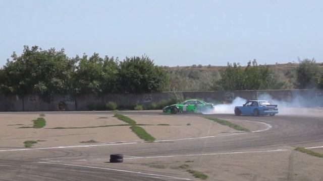 День угла 2018 - IV одесский фестиваль дрифта - Drift на авторынке "Яма" / Ведущий @GRINYA__ смотреть онлайн