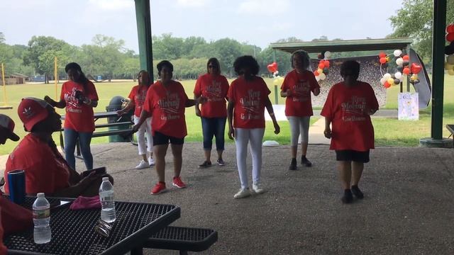 Too Long line dance (Keep Moving Line dancers of Houston, Tx) смотреть онлайн