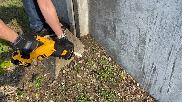 ? Аккумуляторная сабельная пила DeWALT DCS369N Atomic обзор и сравнение с DCS367 вибрация пилы смотреть онлайн