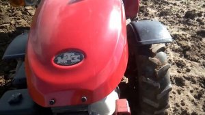 Мини трактор  Беларус 152. Трактор в пахоте. Mini tractor BELARUS 152