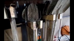 Приспособление  для хранения садового инвентаря