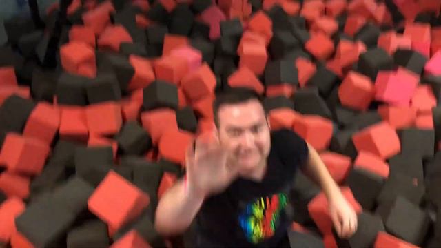 Из Сиднея в лучший район Бангкока смотреть онлайн