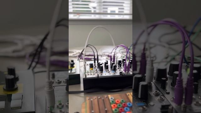 Modular patch - 8-bit dreams смотреть онлайн