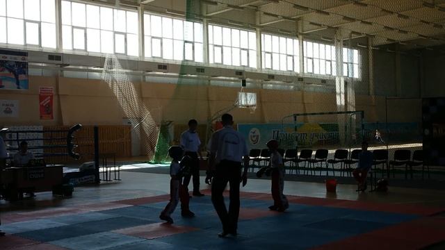 Пешков Руслан - красный угол (тренер Карашашев Р.И.) смотреть онлайн