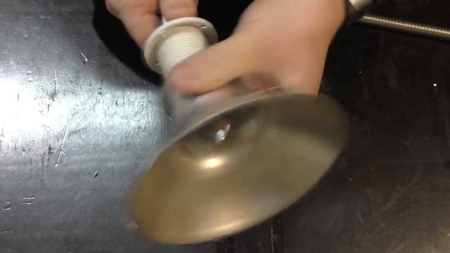 НЕ выбрасывай гофру от душа！ крутая самоделка для гаража смотреть онлайн