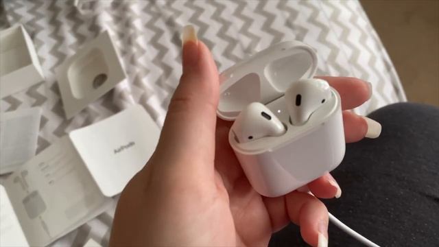 Unboxing and my review of the 2nd Generation Apple AirPods смотреть онлайн