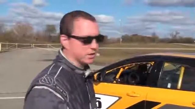 Ford Focus ST-R во всех подробностях смотреть онлайн