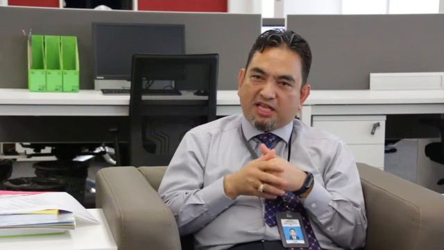 INTERVIEW WITH DR TAHIR BIN ARIS смотреть онлайн