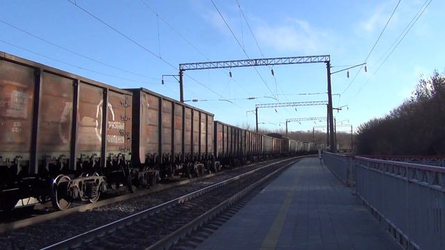 Электровоз ВЛ80С-952/934 с грузовым поездом смотреть онлайн