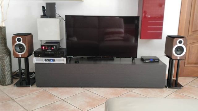 Q ACOUSTIC 3030i WITH NEW HIFI SETUP!! PRE DYNAVOX TPR3+QSC GX3 смотреть онлайн