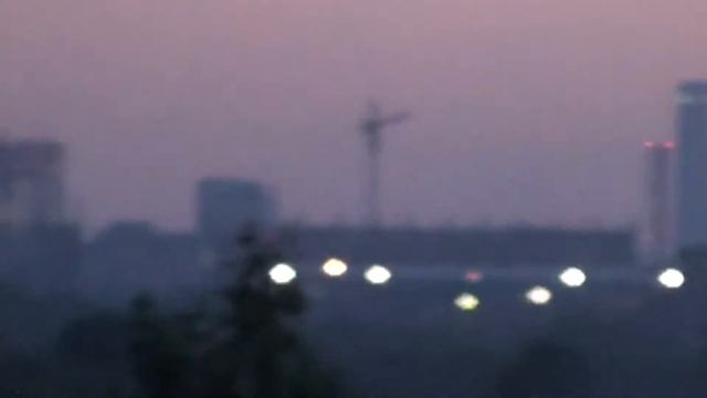 Тестовый 10x optical zoom видеокамеры Sony HDR TG1 смотреть онлайн