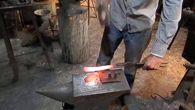 кованный элемент для фонаря смотреть онлайн