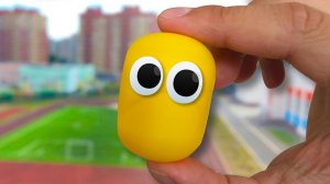 КИНДЕР Сюрприз - Живая Капсула. 50 киндеров - Капсула на Тренировке. Видео для детей