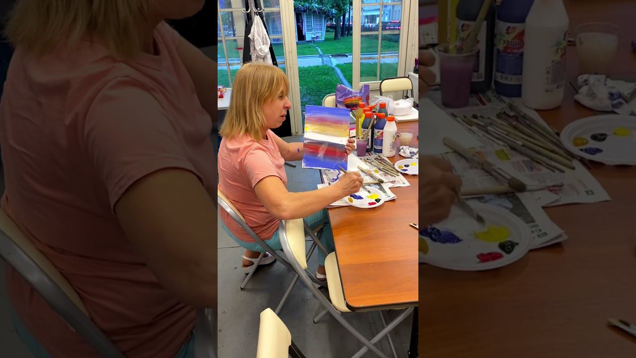 Укрыться от дождя можно на наших мастер-классах вернисажа арт-маркета на Никитском бульваре. смотреть онлайн