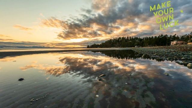 Море, солнце, тучи, закаты/Beautiful sea, sun, sunsets смотреть онлайн