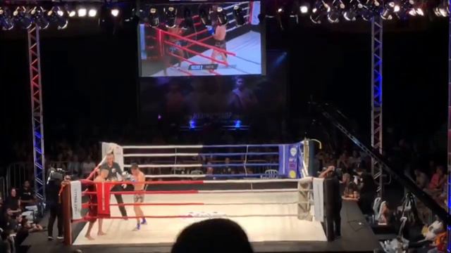 Maximum Muay Thai - Jean Felipe ( AFC ) vs Leandro Ogro ( Mori Team ) - 67 KG смотреть онлайн