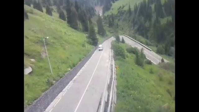 VLOG. Гуляем в горах. Медео. Видели горную реку. смотреть онлайн