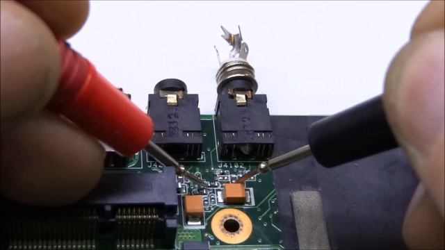 Ремонт ноутбука Asus F50L, не работает один канал в наушниках смотреть онлайн