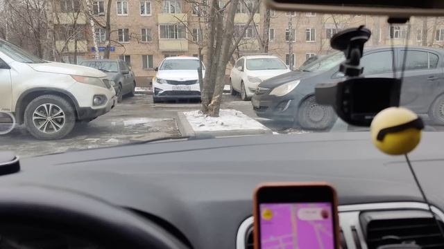 Доставка на своем авто. Яндекс отключает курьера и блокирует айфоны смотреть онлайн