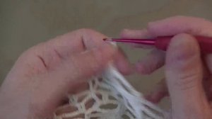 Салфетка " Снежная королева ". Часть 2.