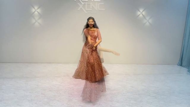 Aaj Sajeya Dance Cover| Simple Wedding Choreography |Snehal Patil | Goldie Sohel смотреть онлайн