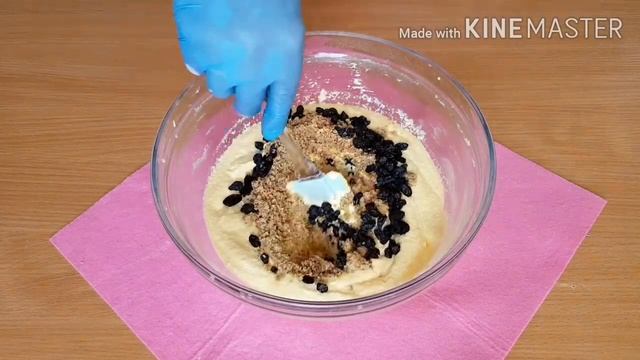 ПРОСТОЙ КЕКС ПИРОГ///К ЧАЮ ГРЕЦКИМИ ОРЕХАМИ И ЧЁРНЫМ ИЗЮМОМ////ДЛЯ СЕМЬИ////ГОТОВИМ ДОМА/// смотреть онлайн