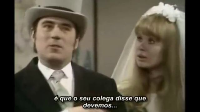 Monty Python's Flying Circus - Full Frontal Nudity смотреть онлайн