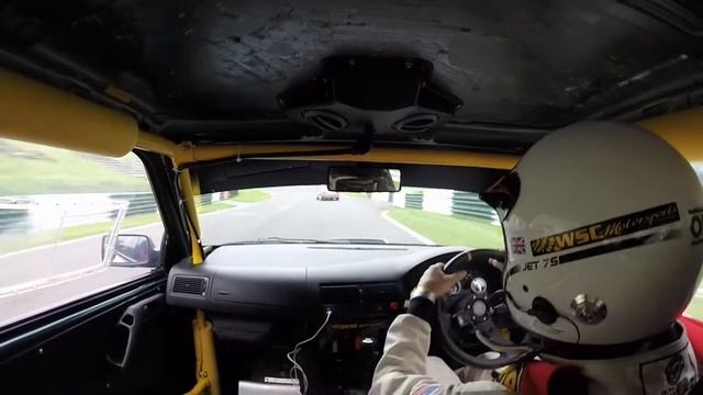 Cadwell Park lap in the GiT смотреть онлайн