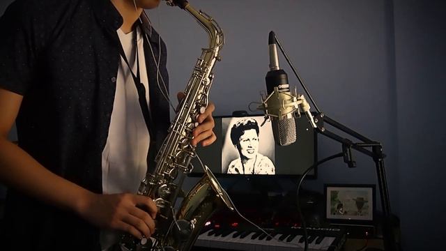 Crazy - Patsy Cline (Saxophone Cover) смотреть онлайн