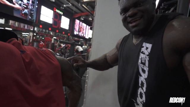 Full Biceps and Triceps Workout | IFBB Pro Blessing Awodibu ft. Andrew Jacked & Quentin Berghmans смотреть онлайн