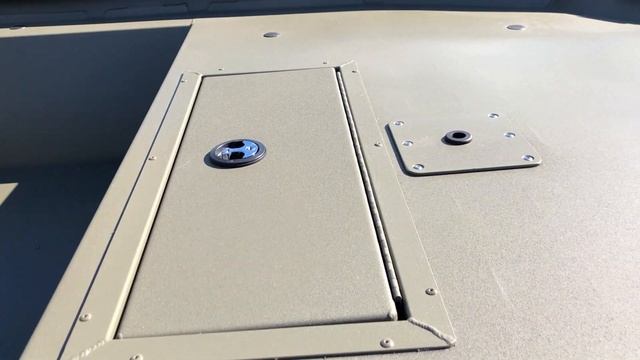 NEW TRACKER GRIZZLY 1754 MVX JON 2022 год выпуска.