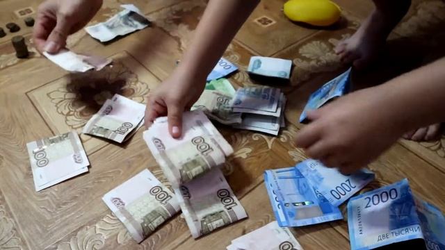 Разбиваем копилку. 20 000 руб. смотреть онлайн