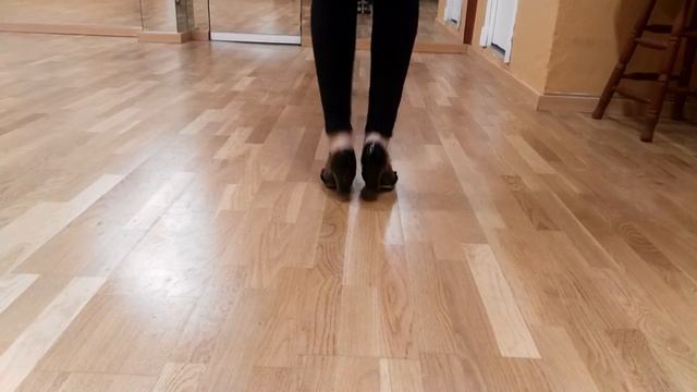 Tutorial de zapateado flamenco/curso online de flamenco/tabla de pies/diferentes técnicas de tacone смотреть онлайн