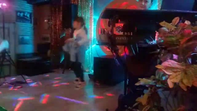 Танцевальная разминка Таисии смотреть онлайн