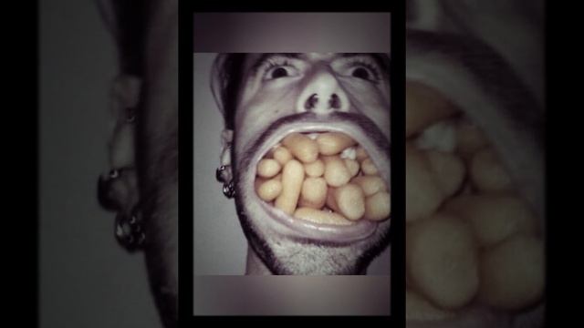 Cursed images with minecraft cave noises смотреть онлайн