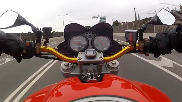 Ducati 900 ie Monster смотреть онлайн