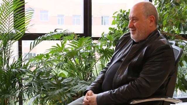РОМАН БУЛГАЧЁВ: "РЕБЯТА! НЕ БУДЬТЕ ИДИОТАМИ..." смотреть онлайн