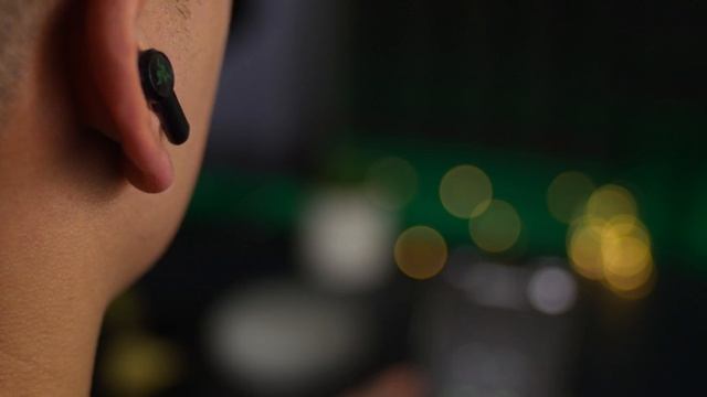 Razer Hammerhead True Wireless / Ultra Low Latency Better than Airpods ! смотреть онлайн