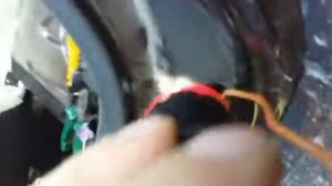 Установка датчиков(цоколей)открытия задних дверей Renault Duster