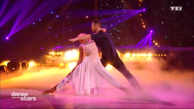 DALS S08 - Elodie Gossuin et Christian Millette avec une rumba sur Johnny Hallyday смотреть онлайн