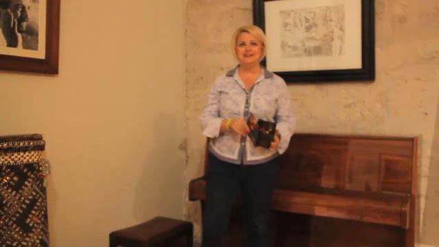 Amelia Aguado habla sobre Galería Guerrilla смотреть онлайн