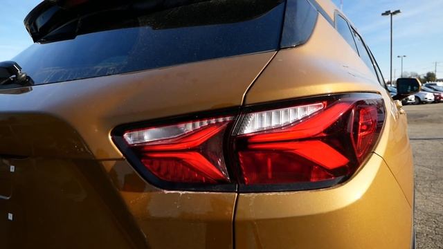 2019 Chevy Blazer 1LT Review - Start Up, Revs, and Walk Around смотреть онлайн