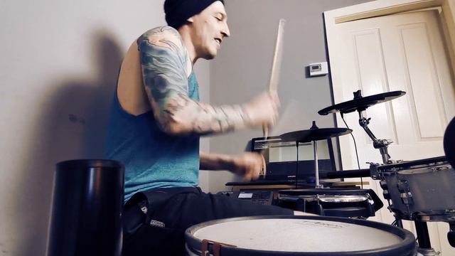 Blink 182 // First Date Drum Cover // Addictive Drums 2 смотреть онлайн